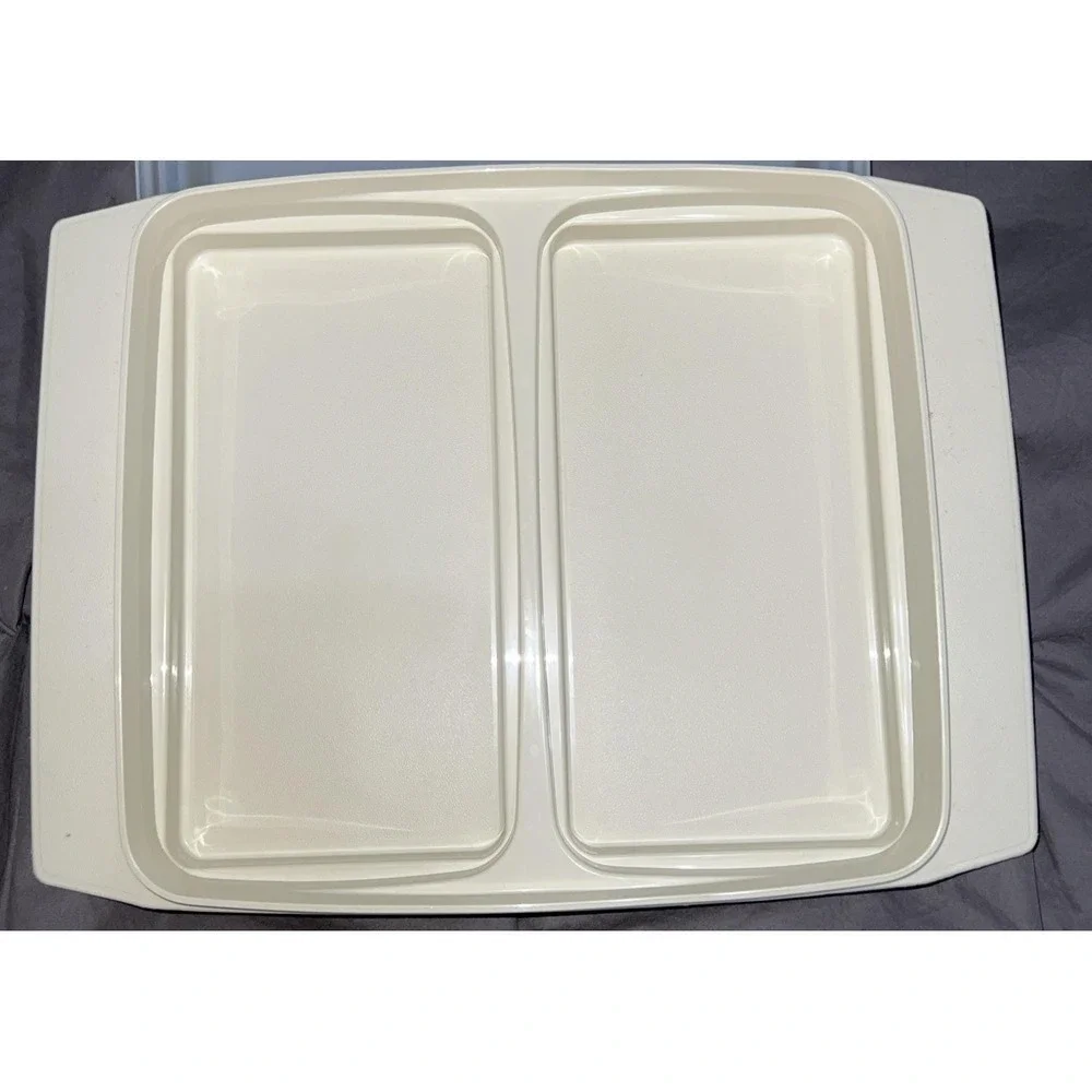 Vintage Tupperware Deviled Egg Keeper 723-1 Almond Carrier Tray Tan 4pc Holds16